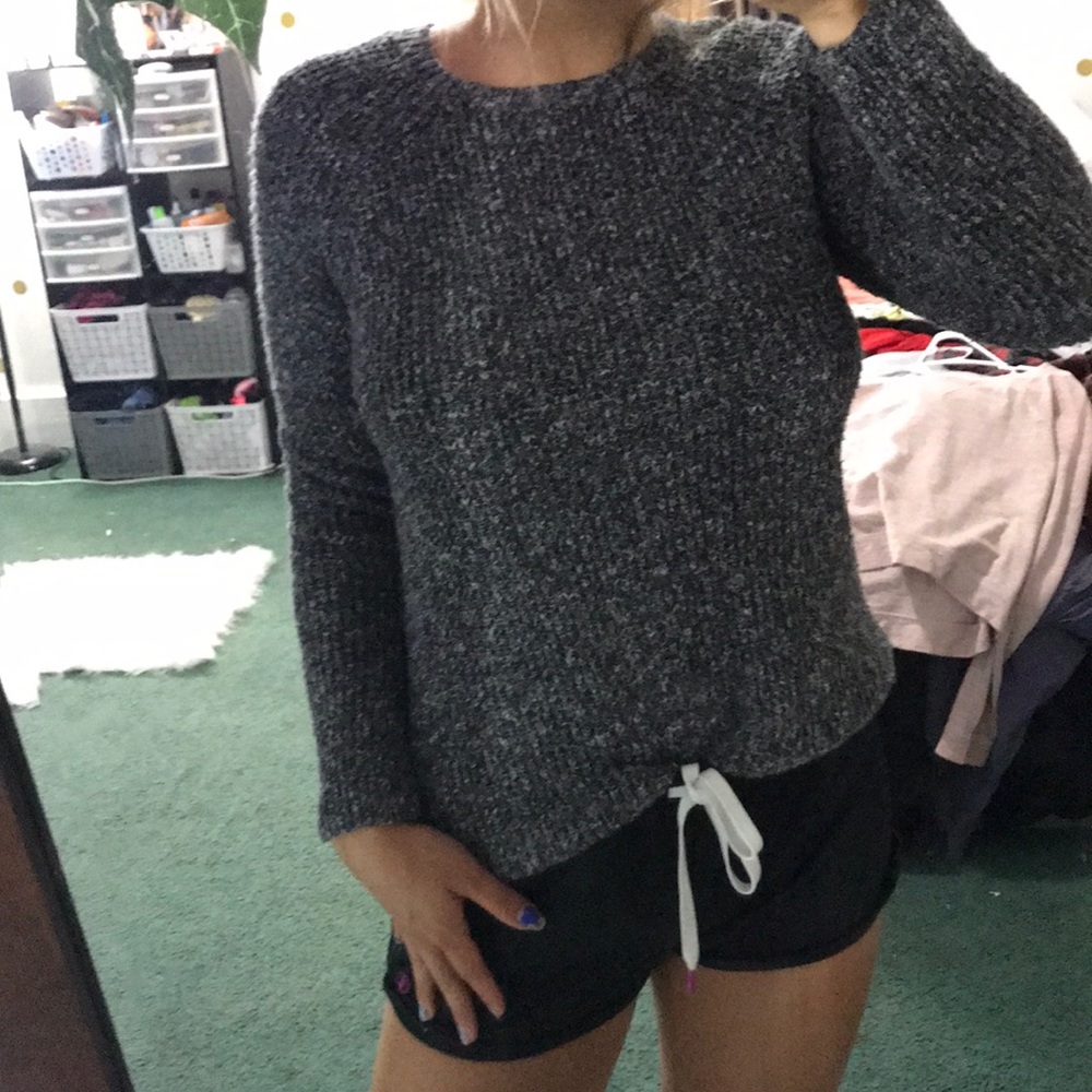 American Eagle Grey Sweater